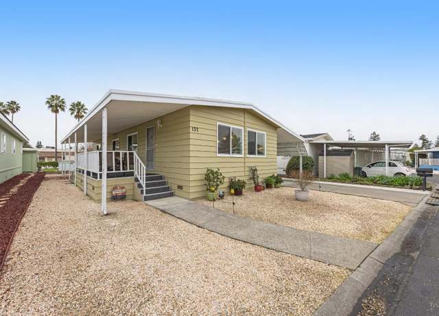 Property at 137 Anacapa Dr, Santa Rosa, CA 95403, 2 beds, 2 baths