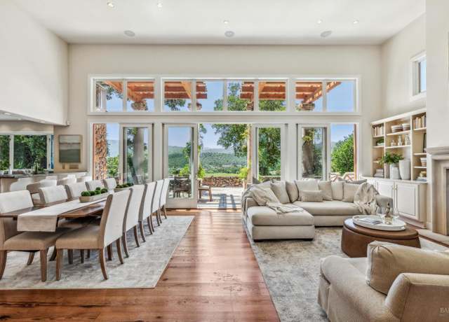 Property at 107 Knoll Ct, St. Helena, CA 94574, 4 beds, 3.5 baths