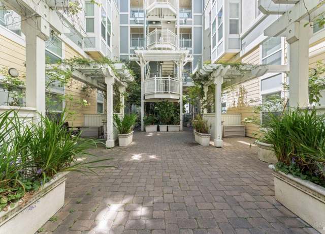 Property at 655 12th St #311, Oakland, CA 94607, 2 beds, 2 baths