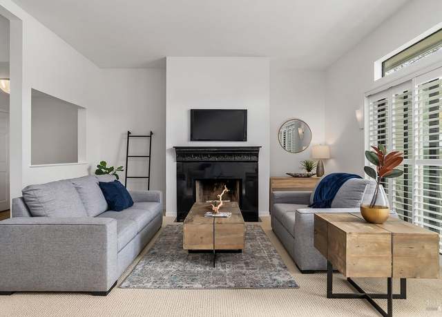 Property at 36 Eucalyptus Knoll St, Mill Valley, CA 94941, 2 beds, 2.5 baths