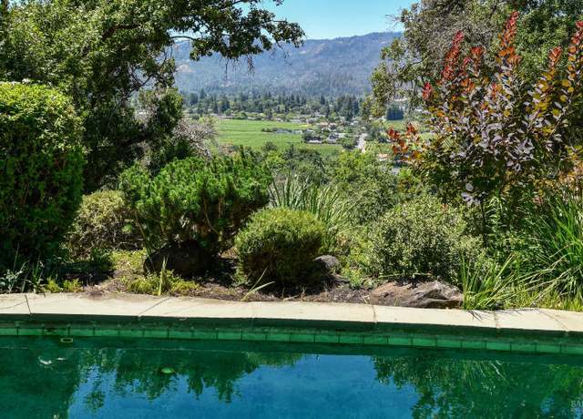 Property at 105 Knoll Pl, St. Helena, CA 94574, 4 beds, 2.5 baths