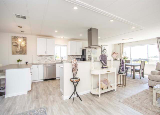 Property at 10 View Ridge Dr, Novato, CA 94949, 2 beds, 2 baths