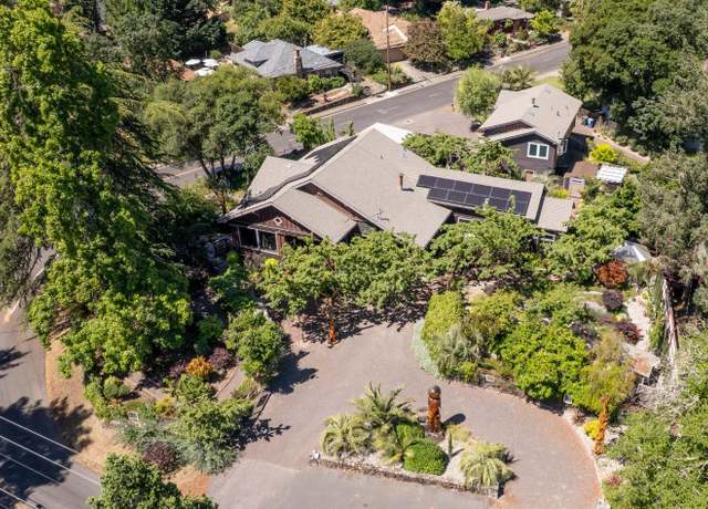 Property at 420 Todd Rd, Ukiah, CA 95482, 7 beds, 6 baths