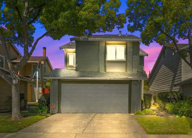 Property at 596 Buckskin Pl, Vallejo, CA 94591, 2 beds, 2.5 baths