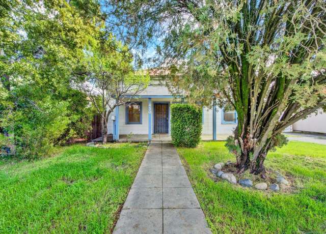 Property at 430 N 1st St, Dixon, CA 95620, 3 beds, 1 bath