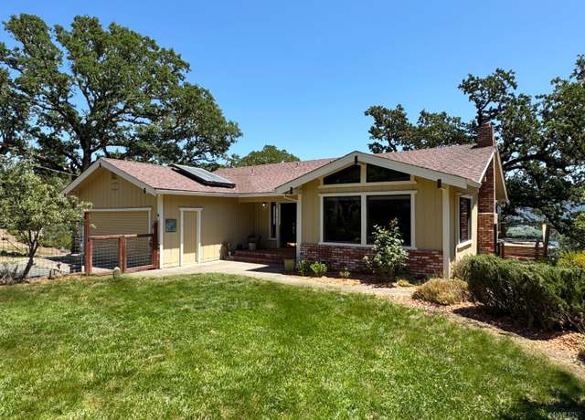 Property at 1321 Oak Knoll Rd, Ukiah, CA 95482, 3 beds, 2 baths