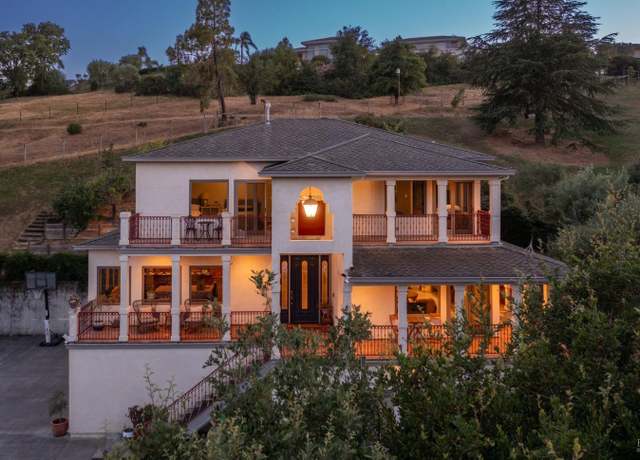 Property at 1263 Buhman Ave, Napa, CA 94558, 3 beds, 3.5 baths