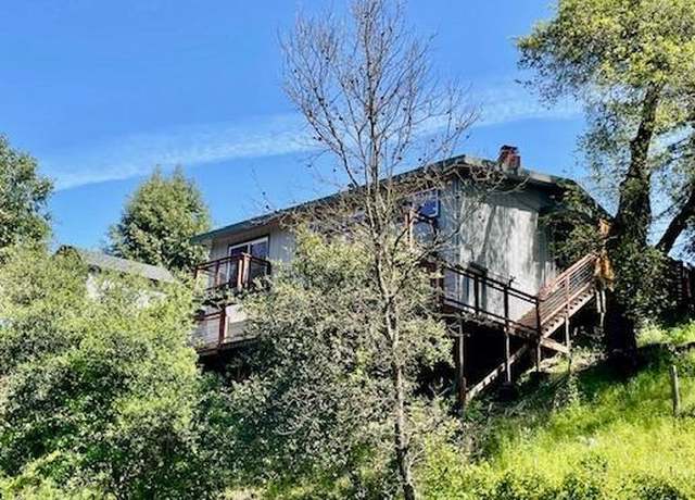 Property at 8050 Park Ave, Forestville, CA 95436, 3 beds, 2.5 baths