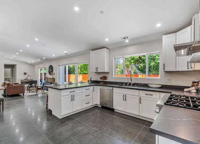 Property at 140 Lobo Vis, Novato, CA 94947, 3 beds, 2.5 baths