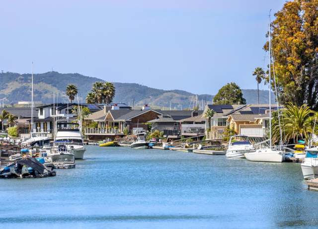 Property at 94 Trinidad Dr, Tiburon, CA 94920, 4 beds, 3.5 baths