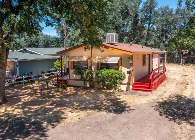 Property at 14854 Saroni Pkwy, Clearlake, CA 95422, 2 beds, 2 baths