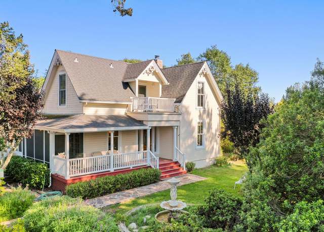 Property at 3949 Vine Hill Rd, Sebastopol, CA 95472, 5 beds, 4 baths