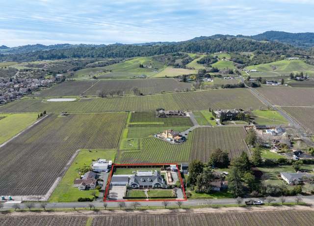 Property at 4659 Linda Vista Ave, Napa, CA 94558, 3 beds, 4.5 baths