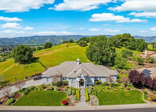 Property at 6050 N Vine St, Vacaville, CA 95688, 4 beds, 3.5 baths