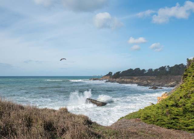 Property at 251 Ballast Rd, The Sea Ranch, CA 95497, 2 beds, 2.5 baths