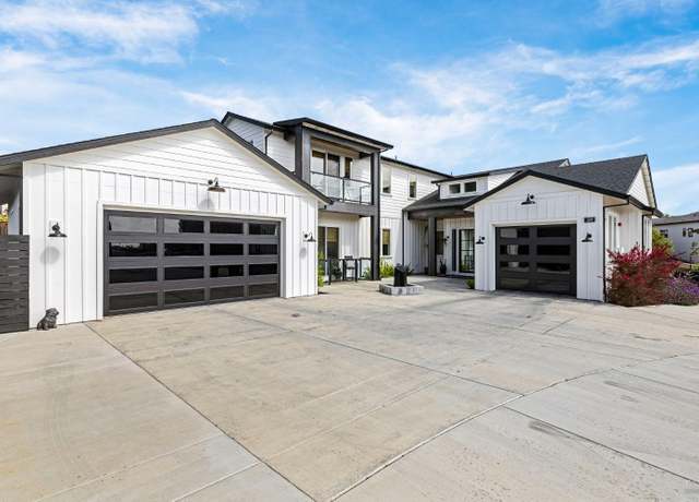 Property at 3742 Sawgrass Pl, Santa Rosa, CA 95403, 4 beds, 3.5 baths