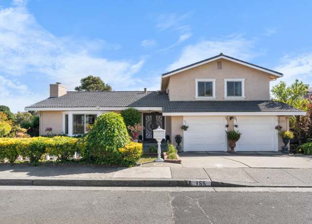 Property at 155 Creekview Dr, Vallejo, CA 94591, 3 beds, 2.5 baths
