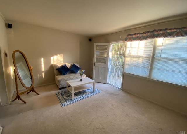 Property at 2289 Sacramento St, Vallejo, CA 94590, 3 beds, 1 bath