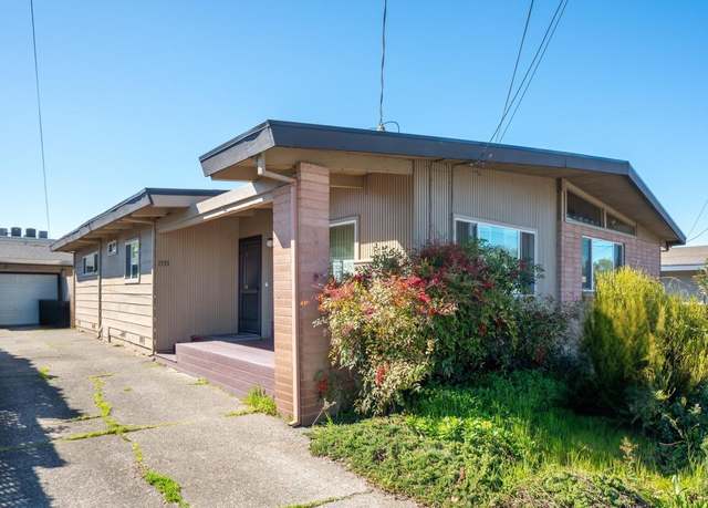 Property at 1531 - 1533 Camden Ct, Santa Rosa, CA 95405, 4 beds, 2 baths