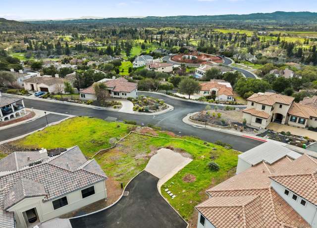 Property at 337 Alta Mesa Cir, Napa, CA 94558