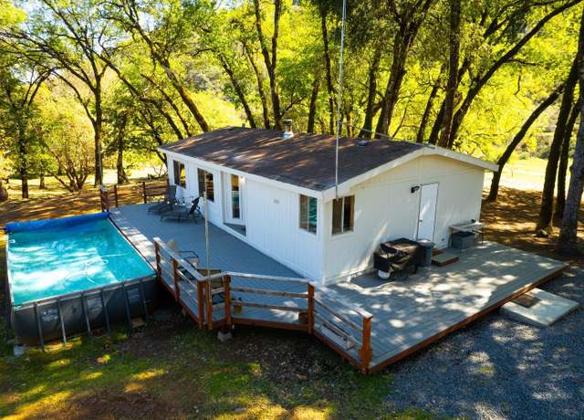 Property at 8650 Feliz Creek Dr, Ukiah, CA 95482, 2 beds, 1 bath