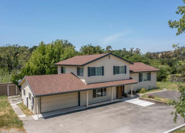 Property at 4329 Sonoma Mountain Rd, Santa Rosa, CA 95404, 3 beds, 2.5 baths