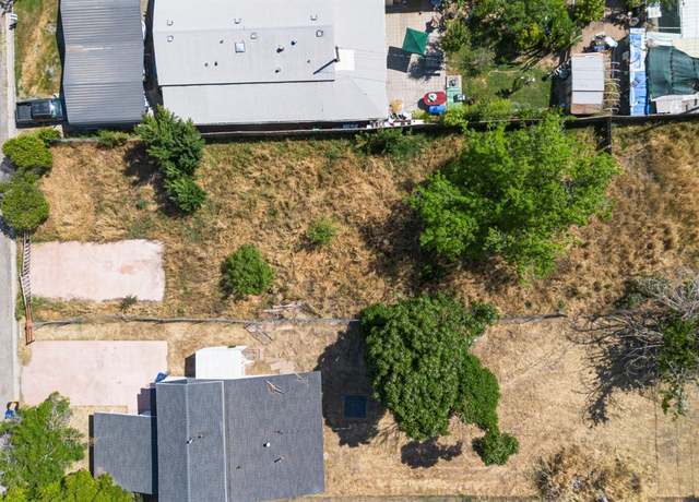 Property at 2923 Elm Ave, Merced, CA 95348