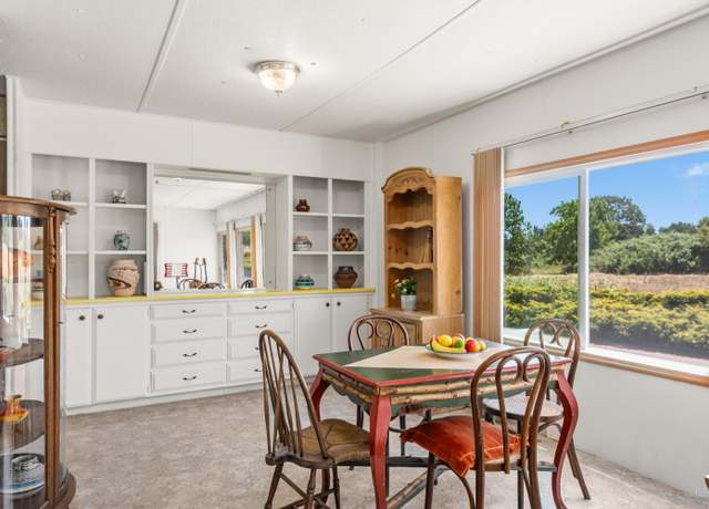 Property at 6670 Redwood Ave, Sebastopol, CA 95472, 2 beds, 2 baths