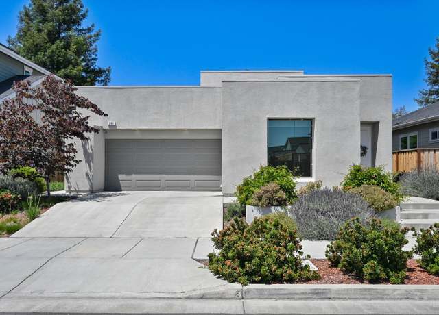 Property at 261 Spanish Oak Dr, Windsor, CA 95492, 2 beds, 2 baths