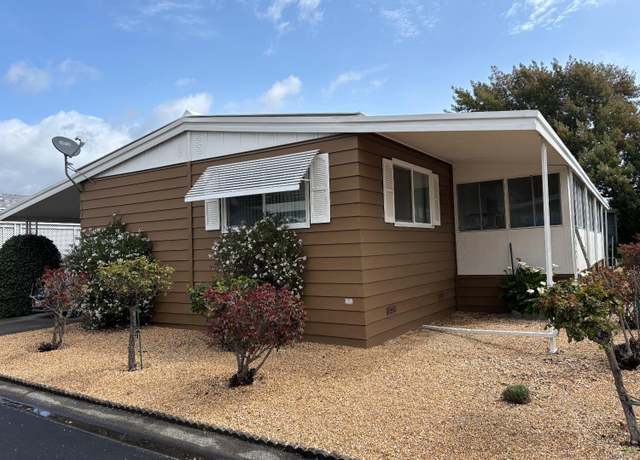 Property at 90 Estrella Dr, Santa Rosa, CA 95403, 2 beds, 2 baths