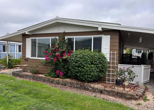 Property at 90 Estrella Dr, Santa Rosa, CA 95403, 2 beds, 2 baths