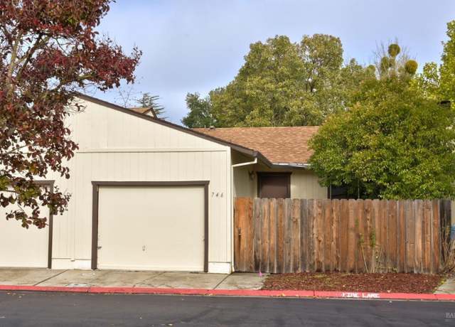 Property at 746 Agnew Pl, Santa Rosa, CA 95401, 2 beds, 2 baths