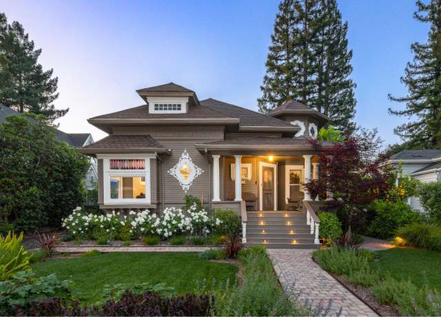 Property at 423 Matheson St, Healdsburg, CA 95448, 3 beds, 3 baths