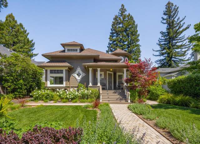 Property at 423 Matheson St, Healdsburg, CA 95448, 3 beds, 3 baths