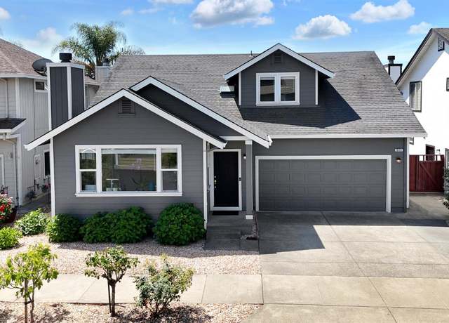 Property at 888 Starr Cir, Windsor, CA 95492, 4 beds, 2.5 baths