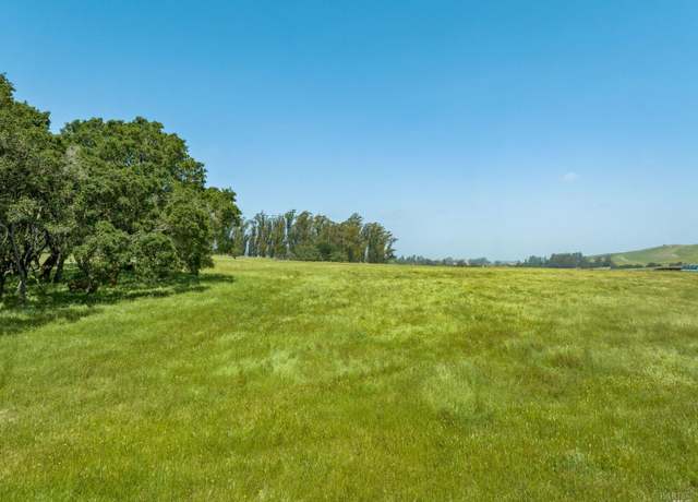 Property at 130 Jewett Rd, Petaluma, CA 94952