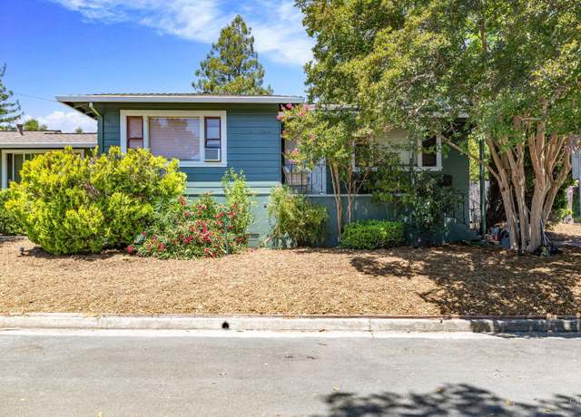 Property at 689 Plum Dr, Santa Rosa, CA 95404, 3 beds, 2 baths