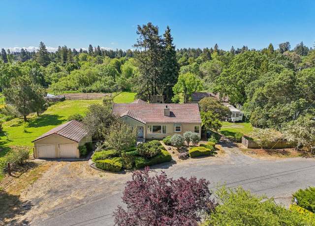 Property at 6755 Carol Dr, Sebastopol, CA 95472, 3 beds, 2 baths
