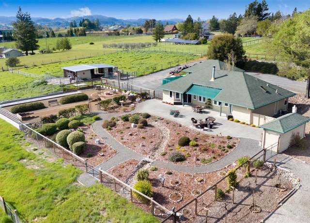 Property at 11747 Creek Hollow Rd, Healdsburg, CA 95448, 2 beds, 2 baths