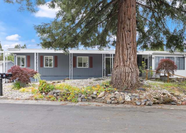 Property at 139 Sequoia Cir, Santa Rosa, CA 95401, 2 beds, 2 baths