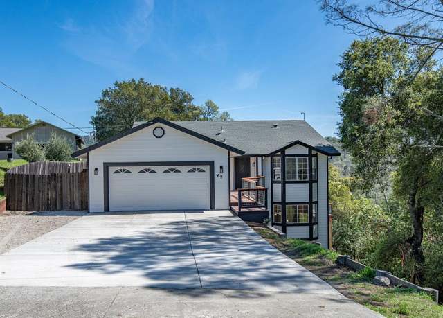 Property at 67 Zinnia Ln, Napa, CA 94558, 4 beds, 3 baths