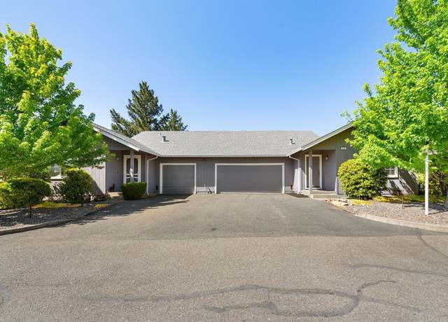 Property at 431 - 433 University St, Healdsburg, CA 95448, 4 beds, 3 baths
