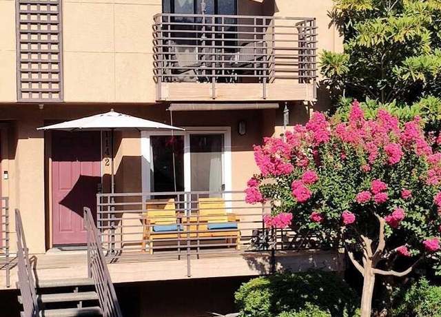 Property at 1142 Pear Tree Ln, Napa, CA 94558, 2 beds, 2.5 baths