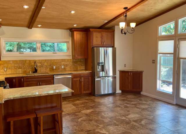 Property at 4403 Morse Ct, Napa, CA 94558, 2 beds, 2 baths