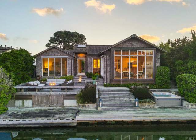 Property at 211 Seadrift Rd, Stinson Beach, CA 94970, 3 beds, 3 baths