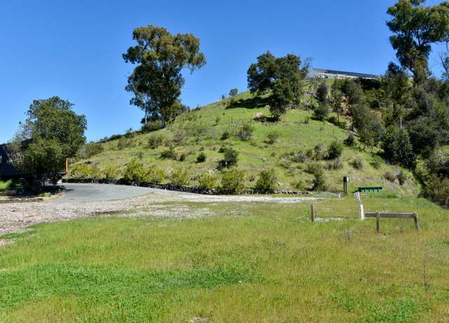 Property at 1033 Sundown Trl, Santa Rosa, CA 95404
