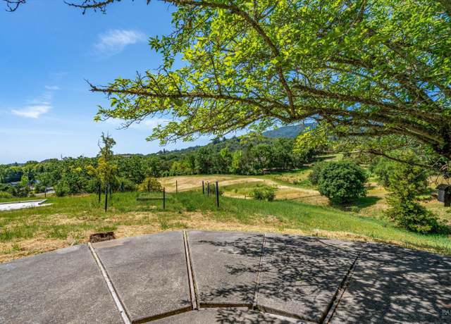 Property at 14154 Meadow Ln, Glen Ellen, CA 95442