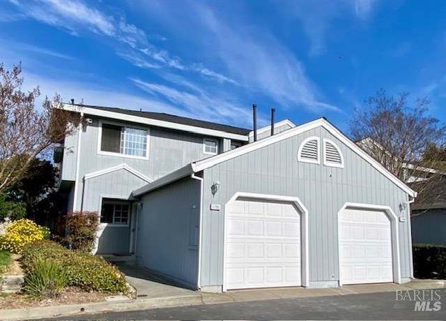 Property at 1792 Marlow Rd, Santa Rosa, CA 95401, 2 beds, 2.5 baths