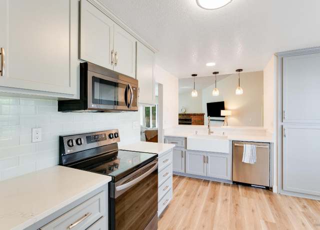 Property at 808 Tulare Cir, Suisun City, CA 94585, 3 beds, 2 baths