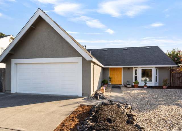 Property at 404 Casa Verde Cir, Petaluma, CA 94954, 4 beds, 3 baths